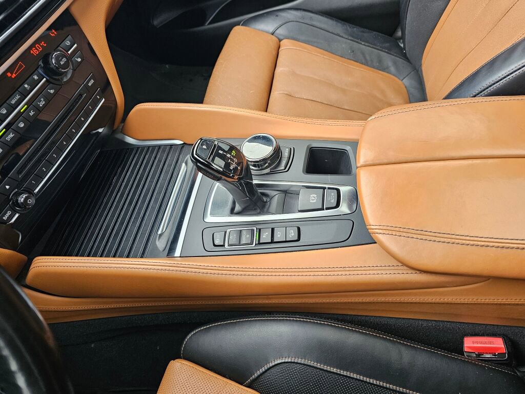 Used 2017 BMW X6 xDrive50i image 27
