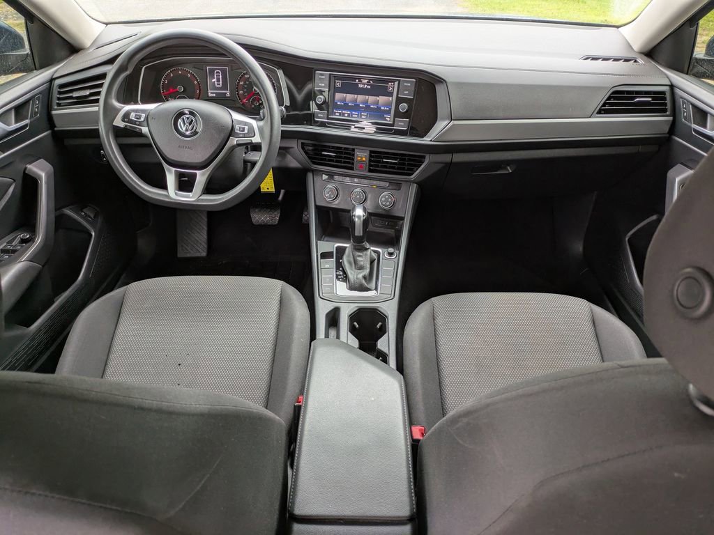 Used 2021 Volkswagen Jetta S w/ Driver Assistance Package image 14