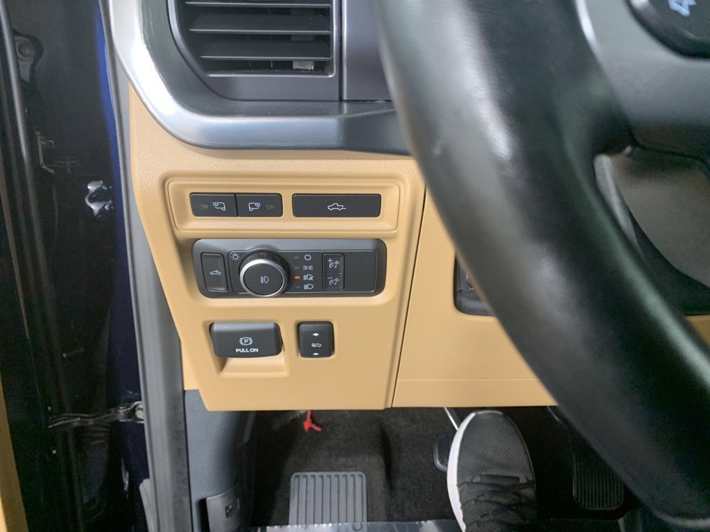 Used 2022 Ford F150 Lariat w/ Equipment Group 502A High image 18