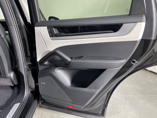 New 2026 Porsche Cayenne E-Hybrid Coupe image 24