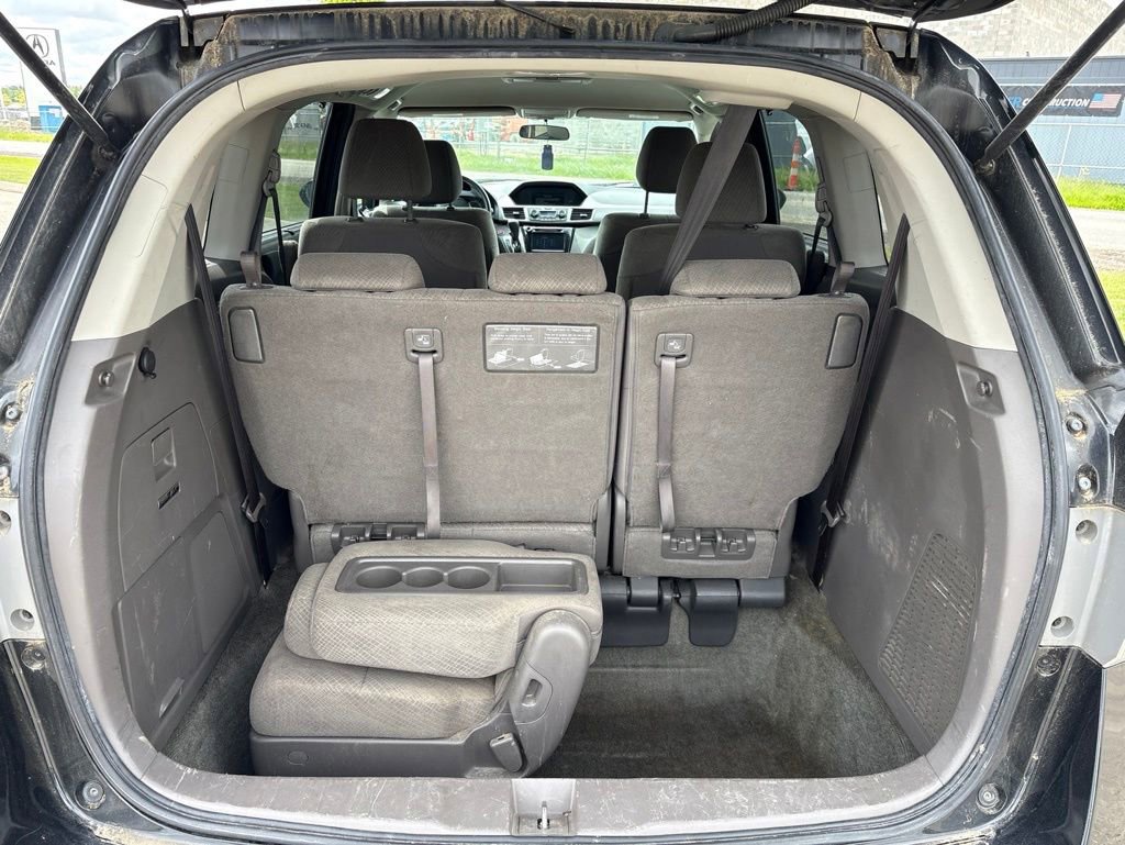 Used 2016 Honda Odyssey SE image 9