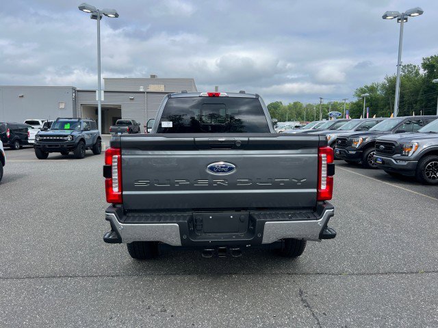 New 2025 Ford F350 Lariat w/ Lariat Ultimate Package image 4