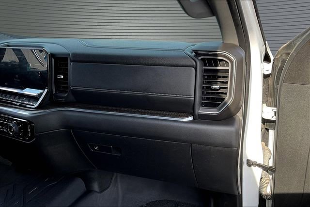 Used 2024 Chevrolet Silverado 1500 LT AWD/4WD image 26