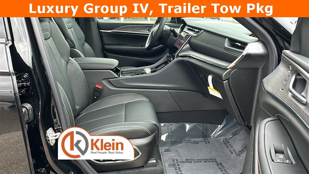 New 2025 Jeep Grand Cherokee L Overland w/ Luxury Tech Group IV image 36