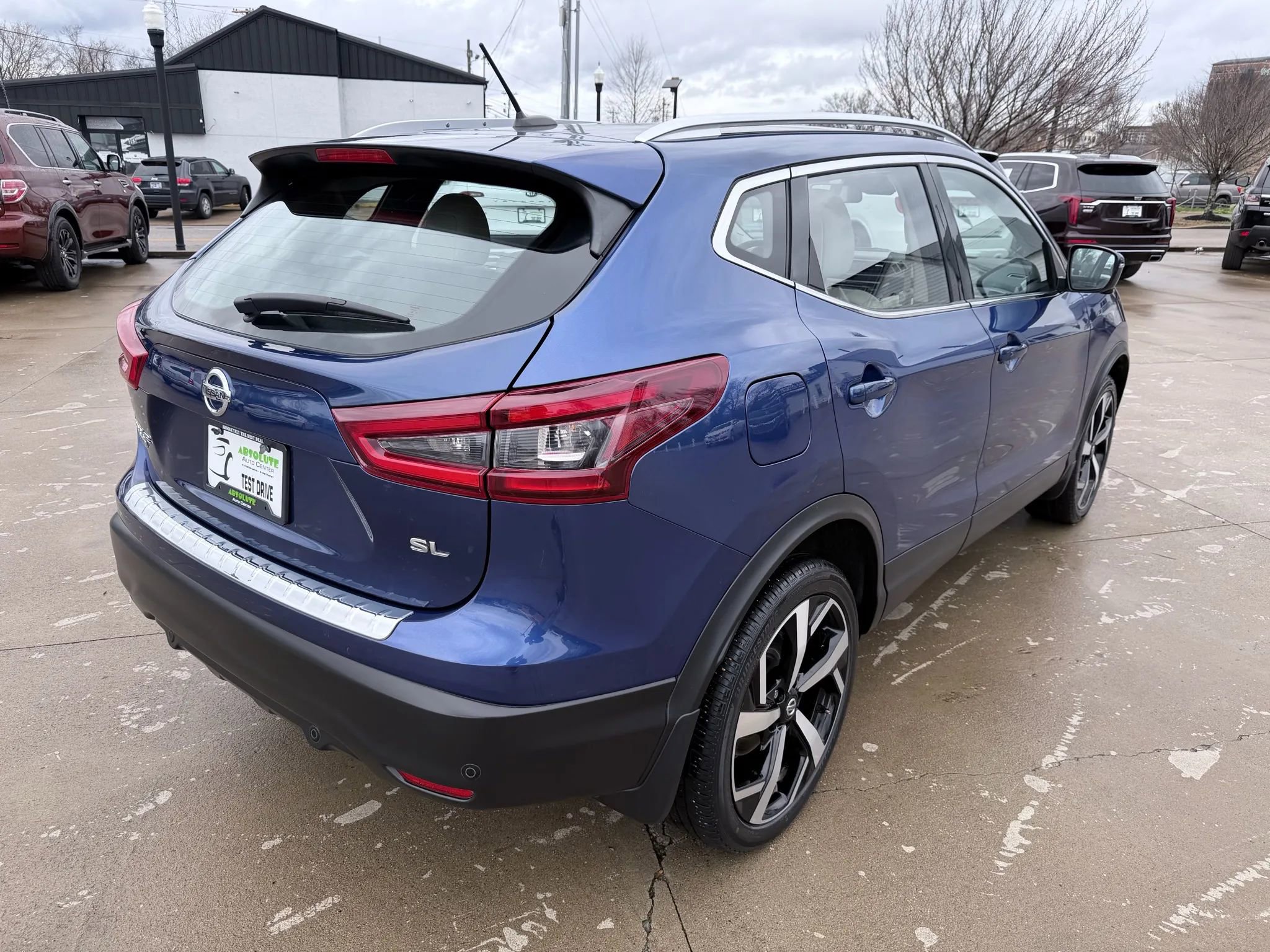 Used 2022 Nissan Rogue Sport SL image 6