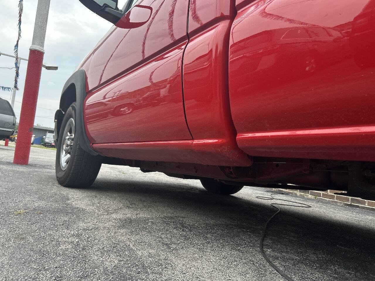 Used 2004 Chevrolet Silverado 1500 W/T RWD image 9