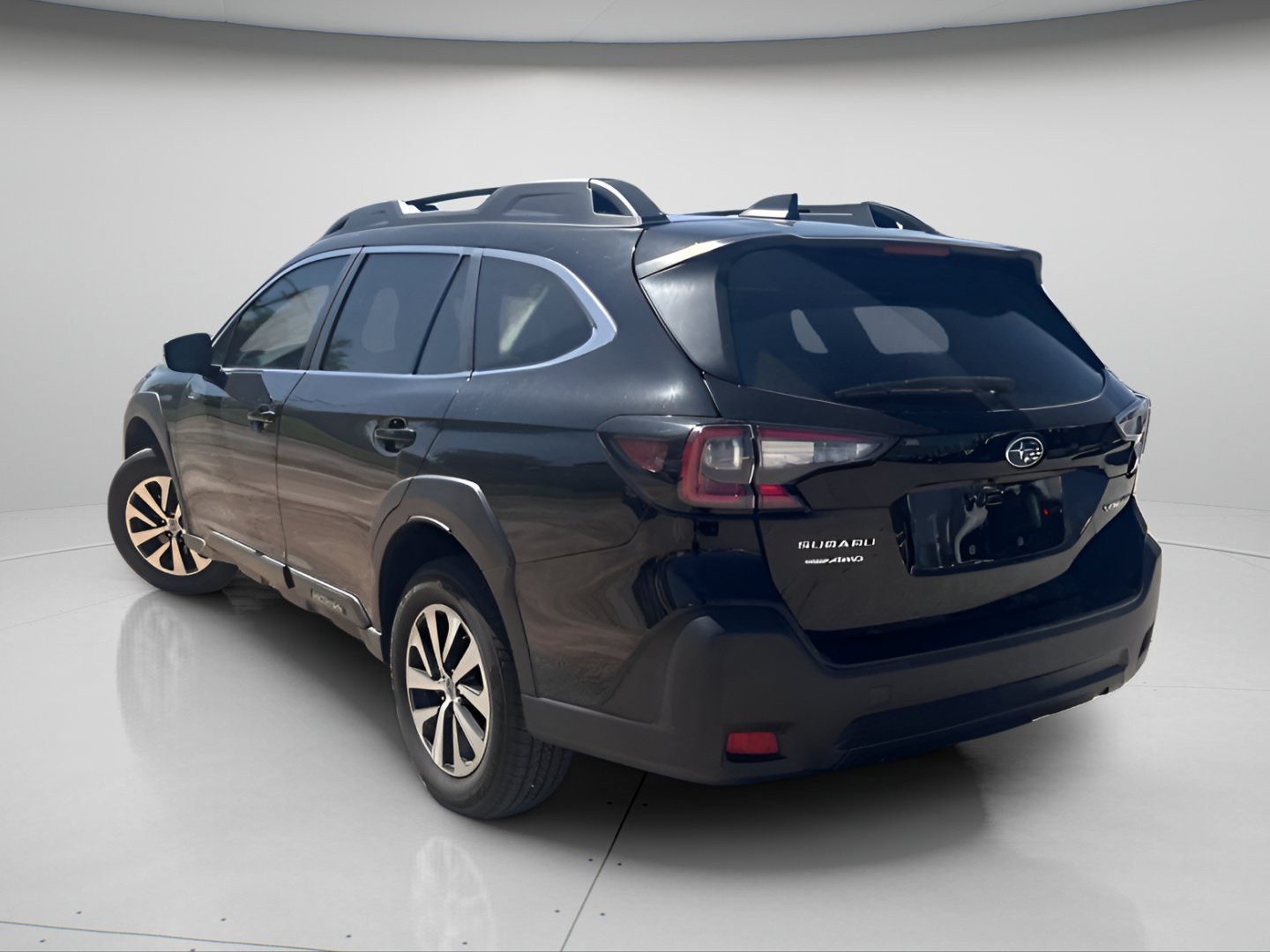 Used 2024 Subaru Outback Premium AWD/4WD image 11