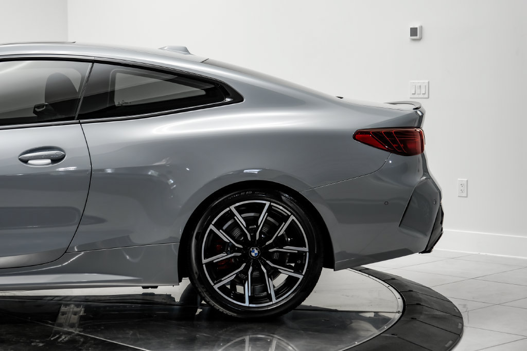 Used 2025 BMW M440i Coupe w/ Premium Package RWD image 15