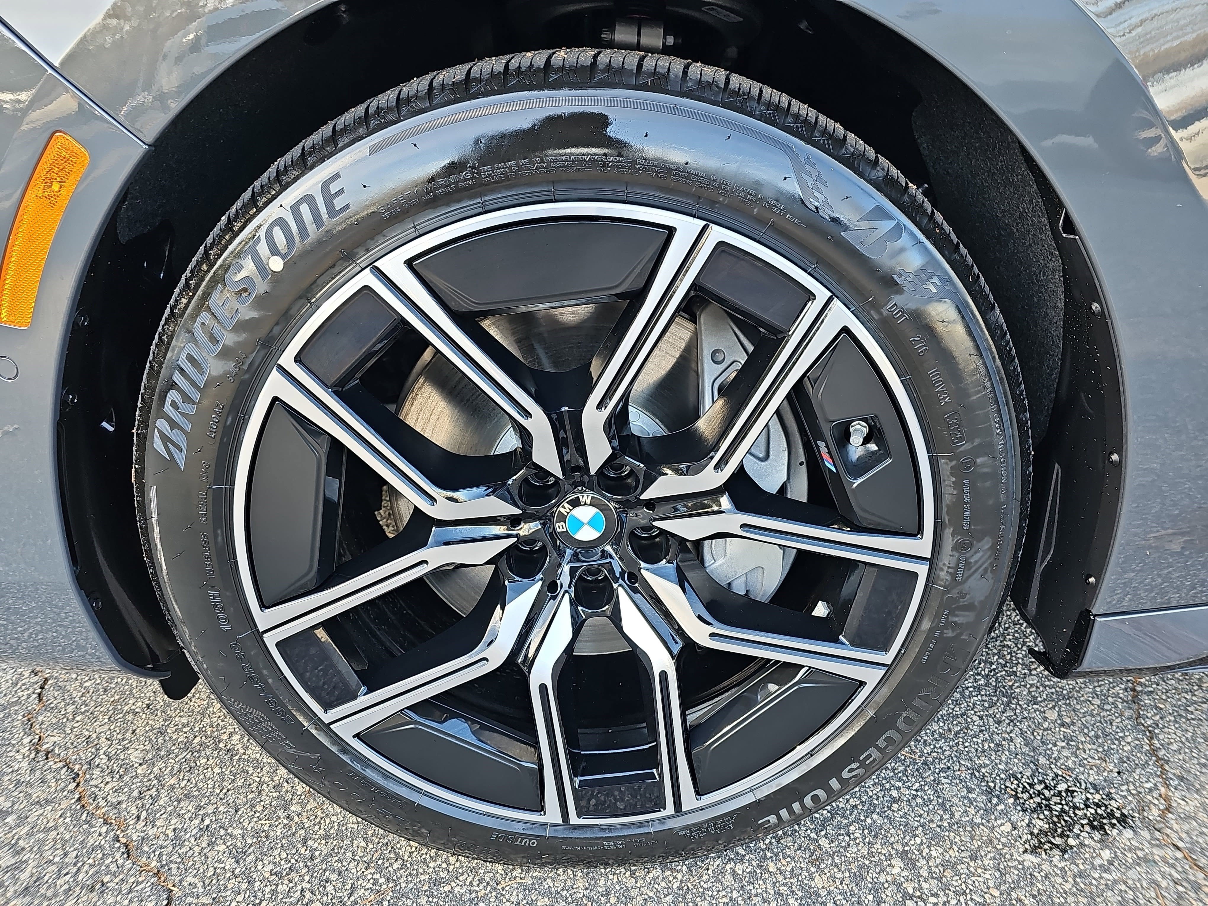 New 2026 BMW 740i image 36