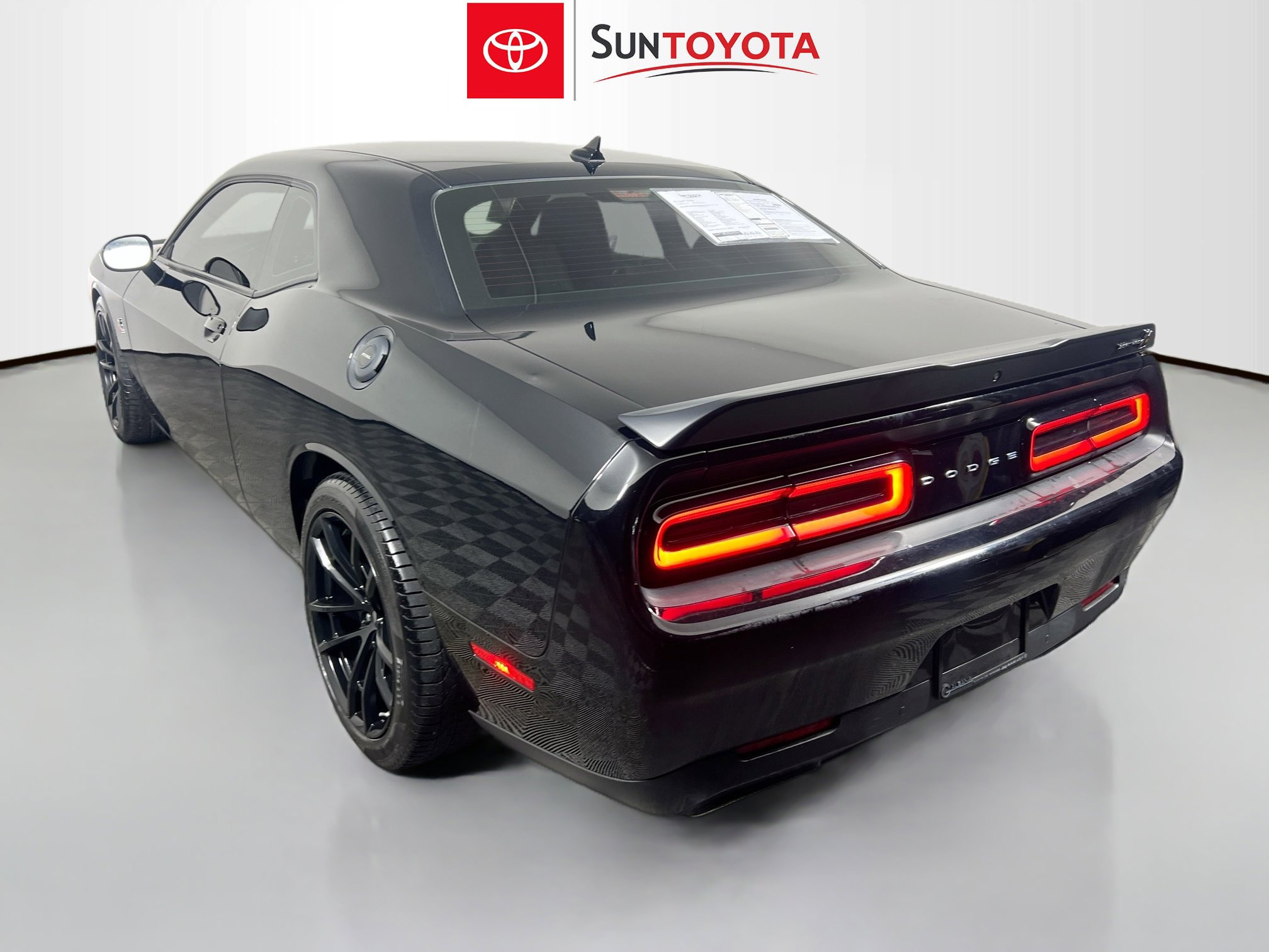 Used 2021 Dodge Challenger R/T Scat Pack w/ Dynamics Package image 6