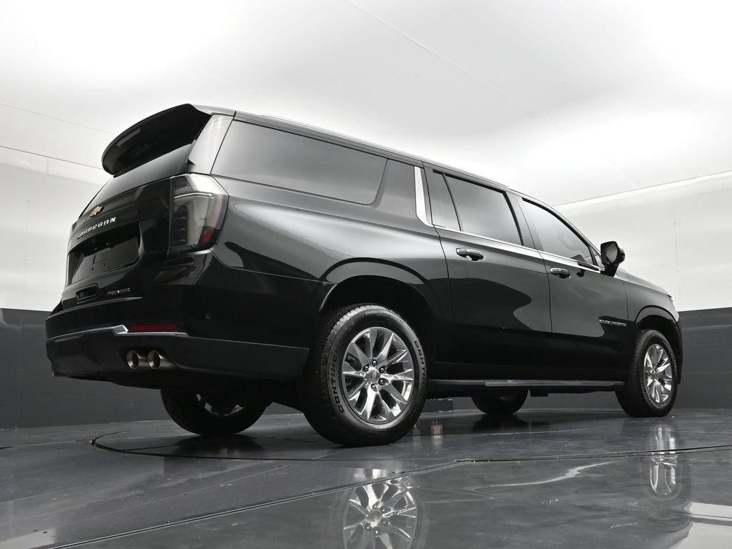 Used 2026 Chevrolet Suburban Premier RWD image 24