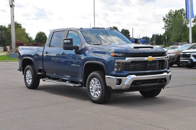 New 2026 Chevrolet Silverado 2500 LT