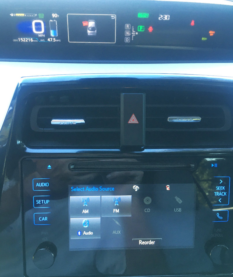 Used 2017 Toyota Prius Three Touring image 21