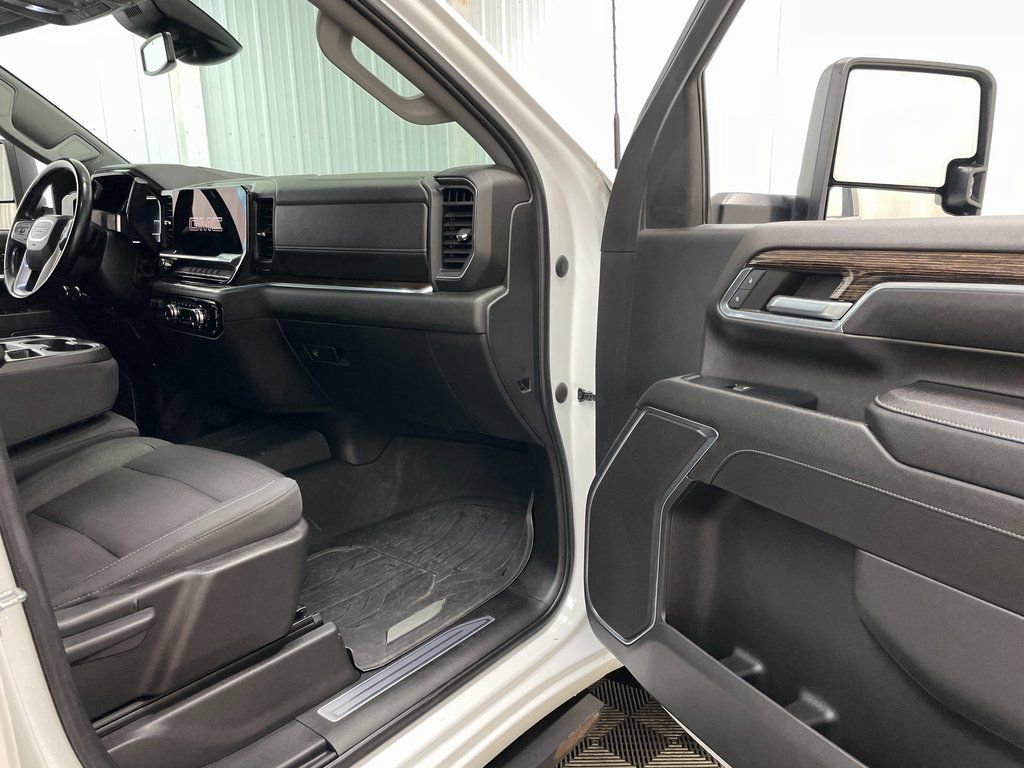 Certified 2024 GMC Sierra 2500 SLE w/ SLE Value Package; image 34