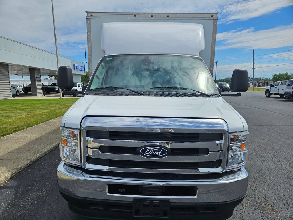 New 2026 Ford E-350 and Econoline 350 Super Duty w/ Shuttle Bus Prep Package RWD image 3