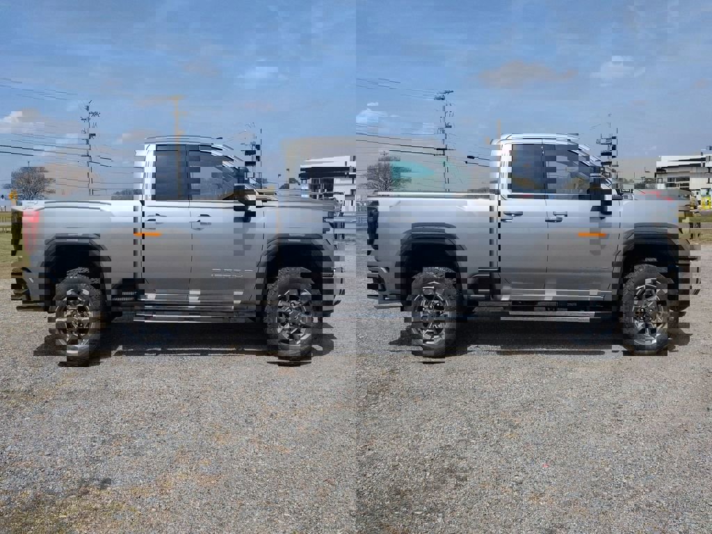New 2026 GMC Sierra 2500 SLE image 3
