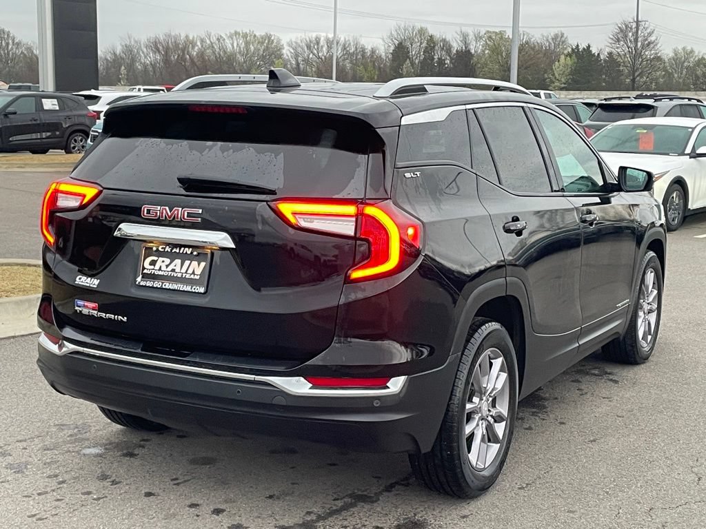 Used 2023 GMC Terrain SLT FWD image 7