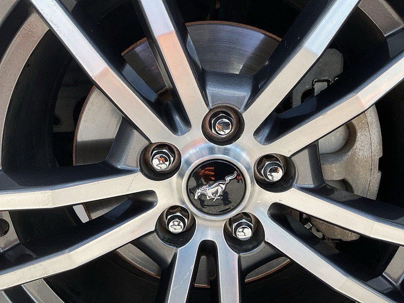Used 2017 Ford Mustang Premium RWD image 11