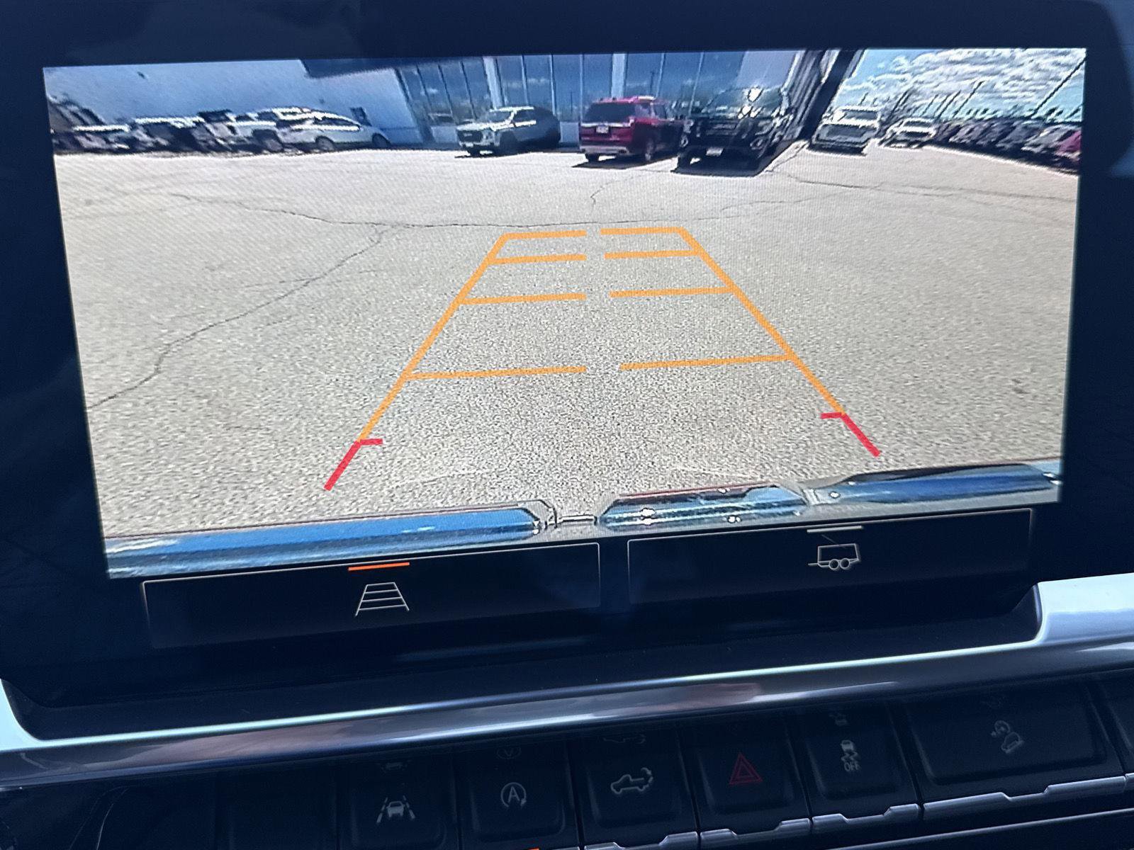 Used 2023 GMC Sierra 1500 SLE w/ X31 Off-Road Package AWD/4WD image 23