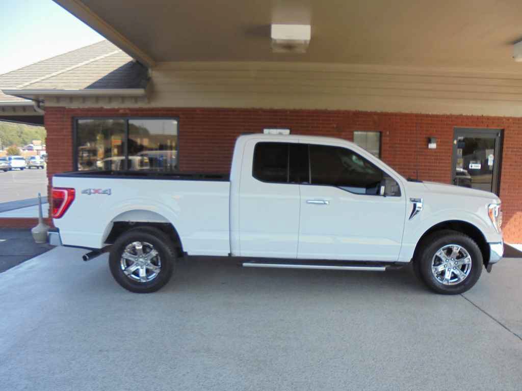 Used 2022 Ford F150 XLT w/ Equipment Group 302A High AWD/4WD image 2