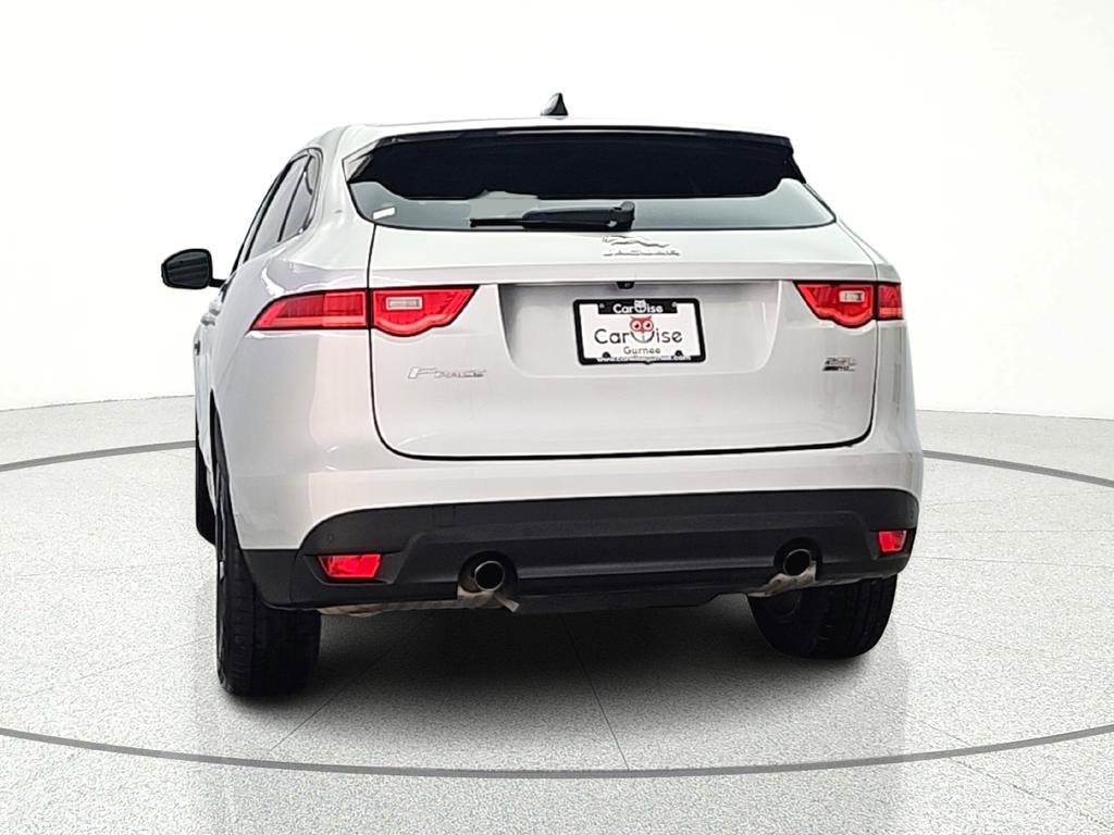 Used 2020 Jaguar F-PACE Premium image 6