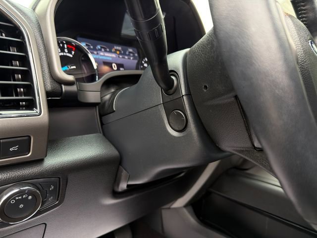 Used 2021 Ford Expedition XLT image 40