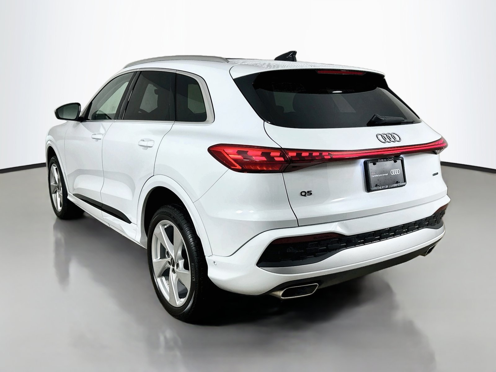 Certified 2025 Audi Q5 Premium Plus AWD/4WD image 7