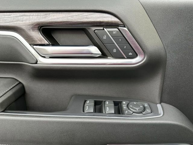 Used 2024 Chevrolet Silverado 2500 LTZ w/ LTZ Premium Package image 24