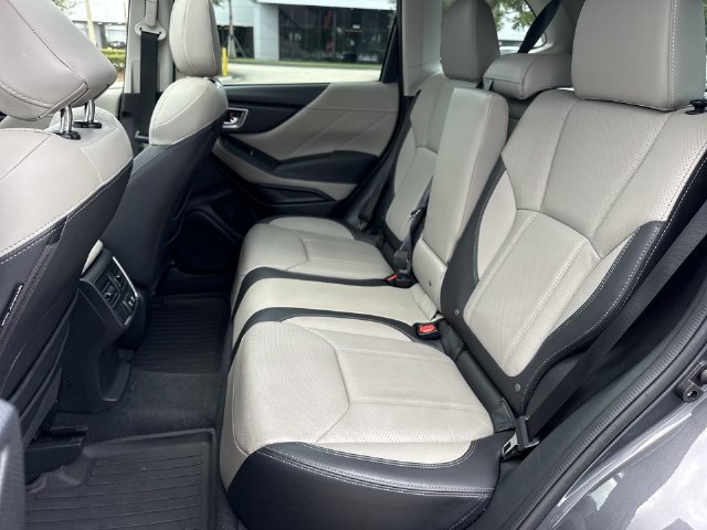 Used 2023 Subaru Forester Limited AWD/4WD image 23