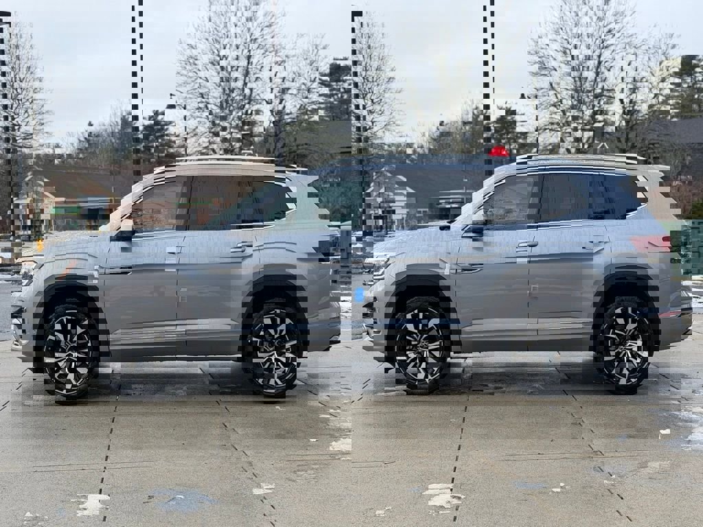 New 2026 Volkswagen Atlas SEL Premium R-Line image 18