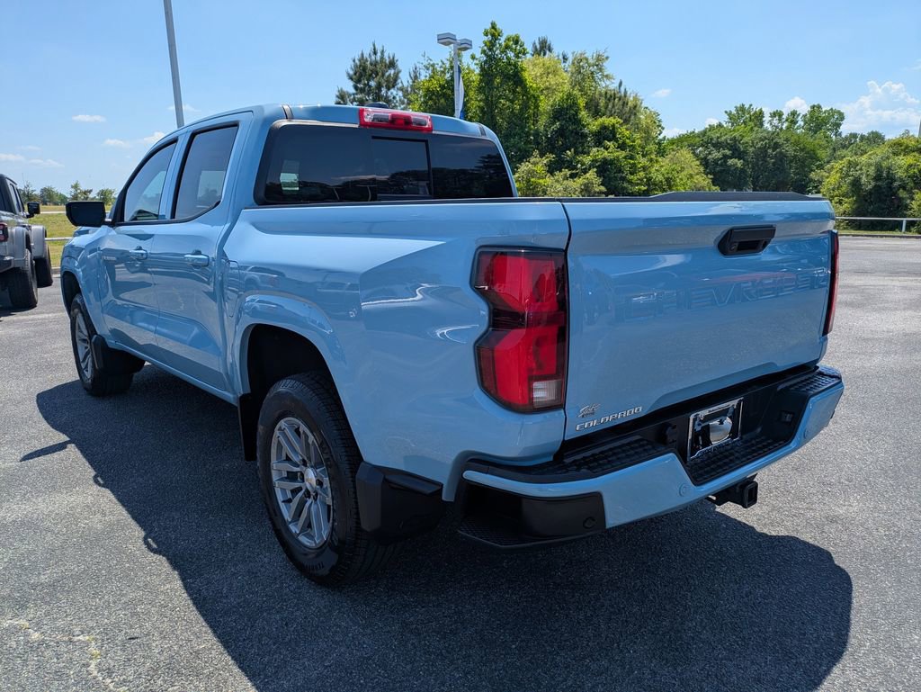 Used 2025 Chevrolet Colorado LT w/ LT Convenience Package RWD image 18