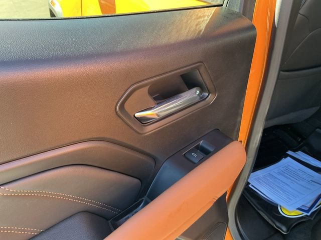 Used 2025 GMC Canyon AT4 w/ Nightfall Edition image 21