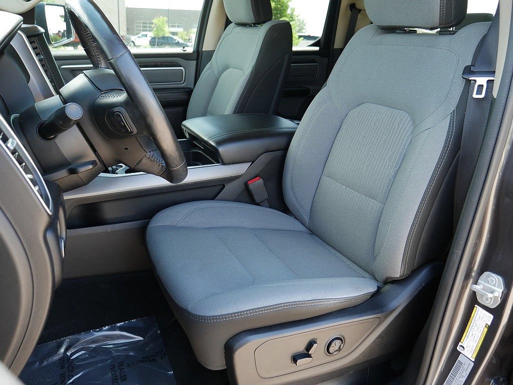 Used 2020 RAM 1500 Big Horn AWD/4WD image 14