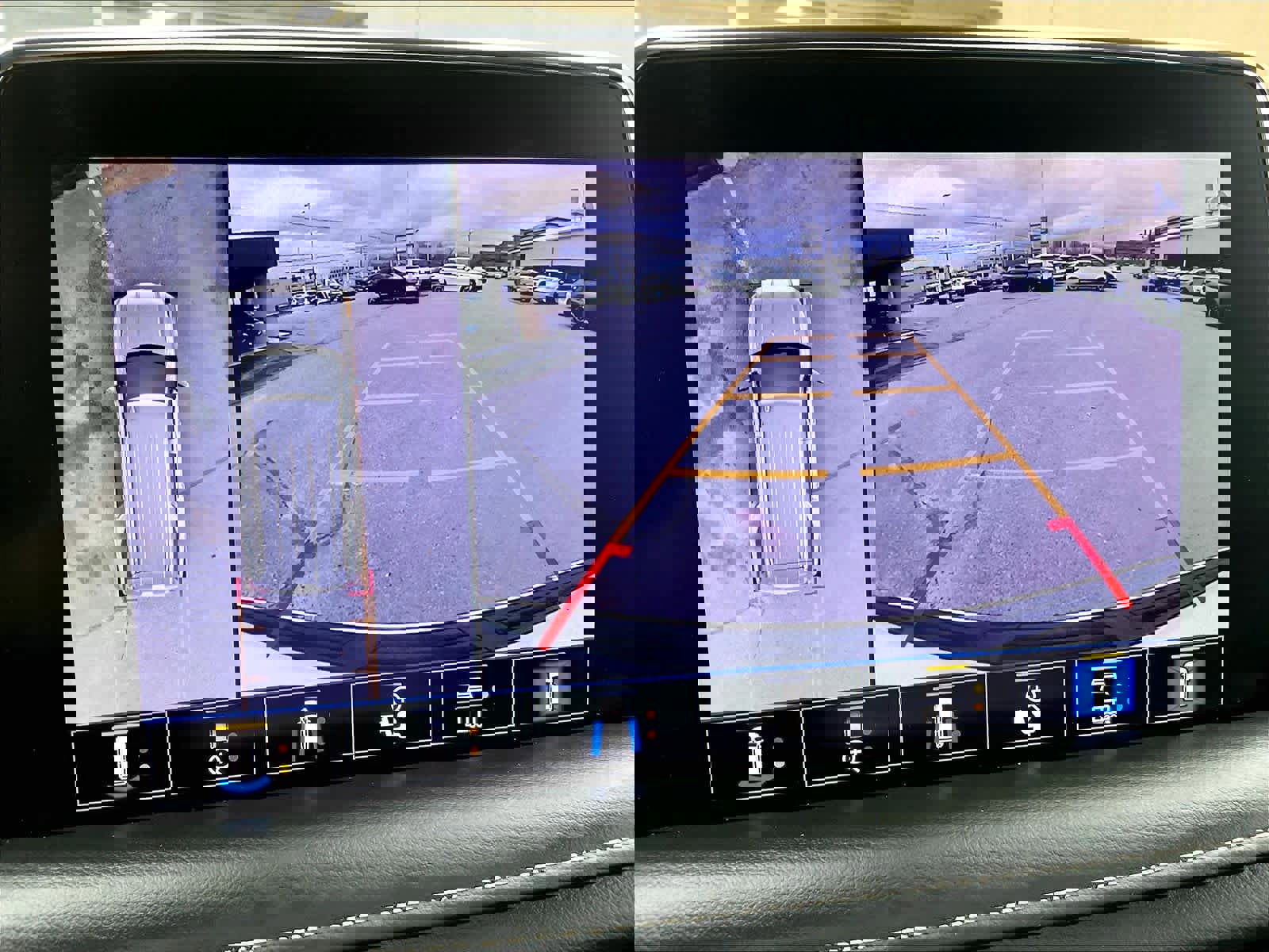 Used 2021 GMC Yukon SLT w/ SLT Premium Package image 20