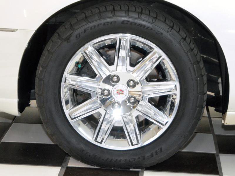 Used 2011 Cadillac DTS Premium w/ Driver Awareness Package image 12