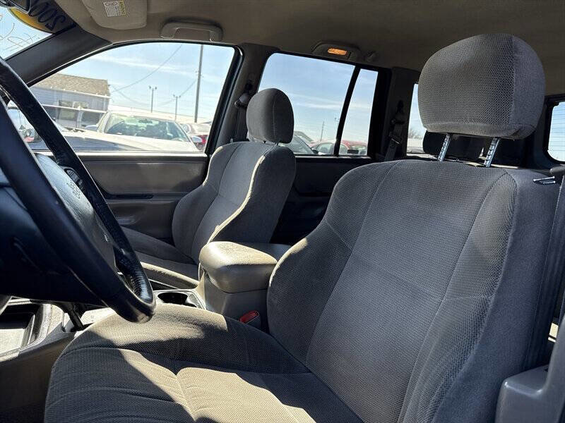 Used 2000 Jeep Grand Cherokee Laredo AWD/4WD image 14