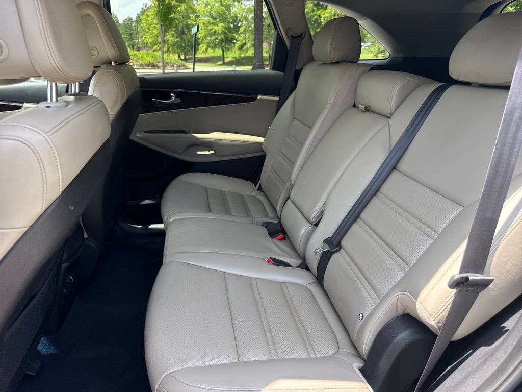 Used 2016 Kia Sorento EX FWD image 31