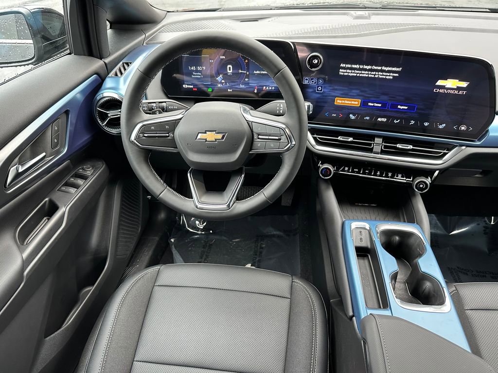 New 2026 Chevrolet Equinox EV LT image 17