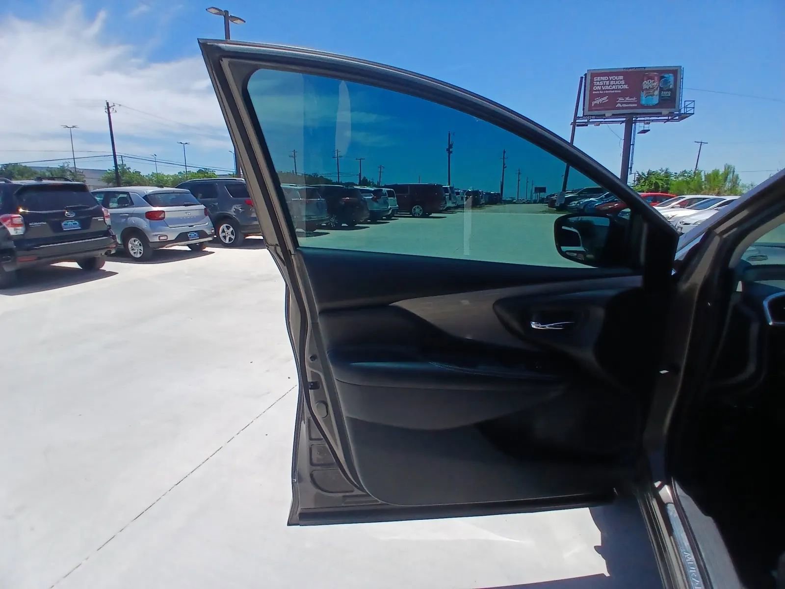Used 2016 Nissan Murano S w/ Navigation Package FWD image 9