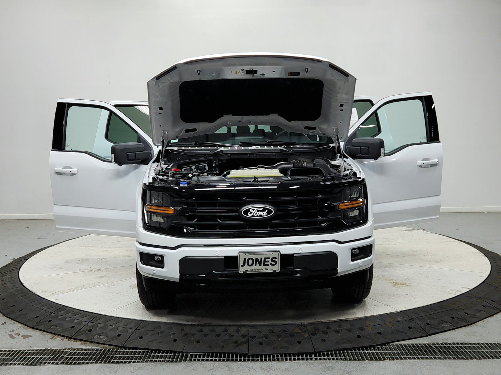 Used 2024 Ford F150 XLT w/ Equipment Group 302A MID AWD/4WD image 11