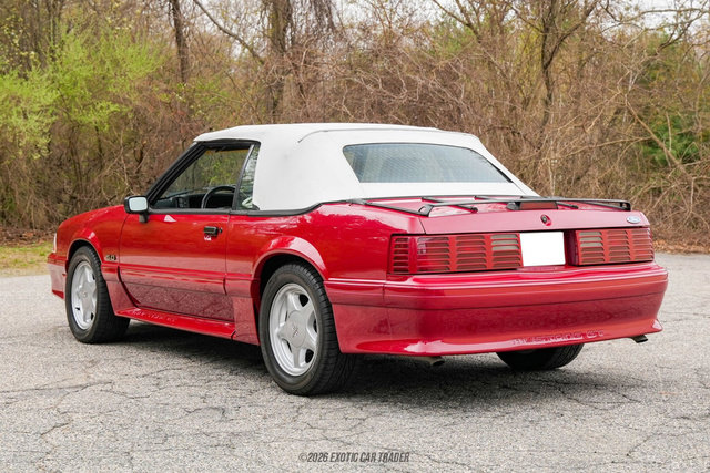Used 1989 Ford Mustang GT RWD image 16