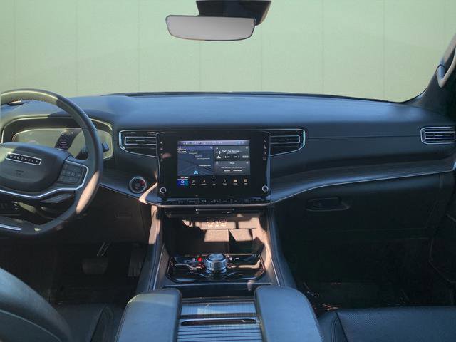 Used 2024 Jeep Wagoneer Series II w/ Flexible Seating Group image 33