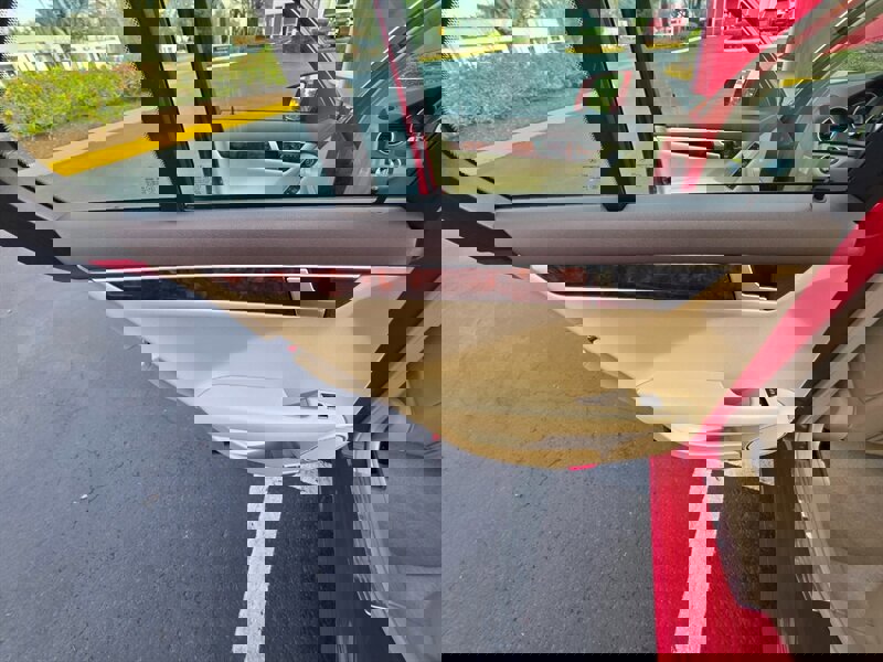 Used 2013 Mercedes-Benz C 300 4MATIC Sedan image 51