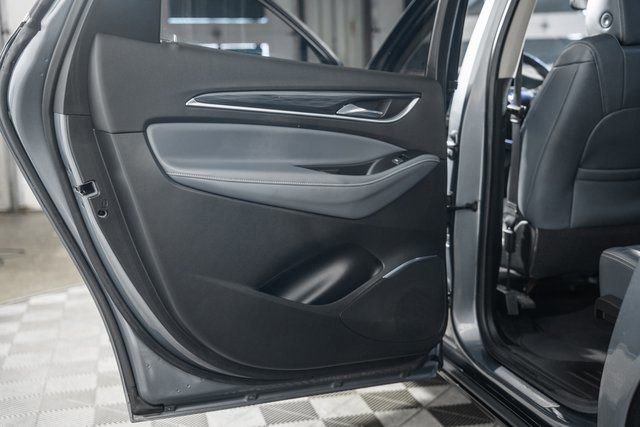 Used 2020 Buick Enclave Essence image 38