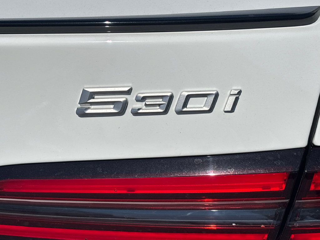 New 2026 BMW 530i w/ Executive Package RWD image 11