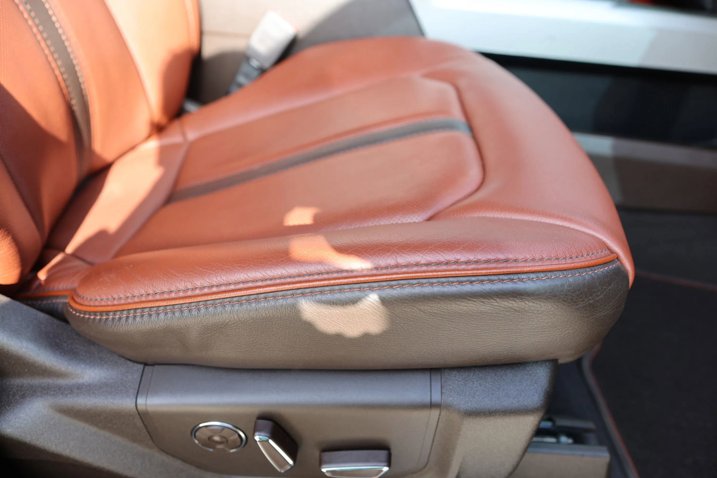 Used 2020 Ford F250 King Ranch w/ King Ranch Ultimate Package image 48