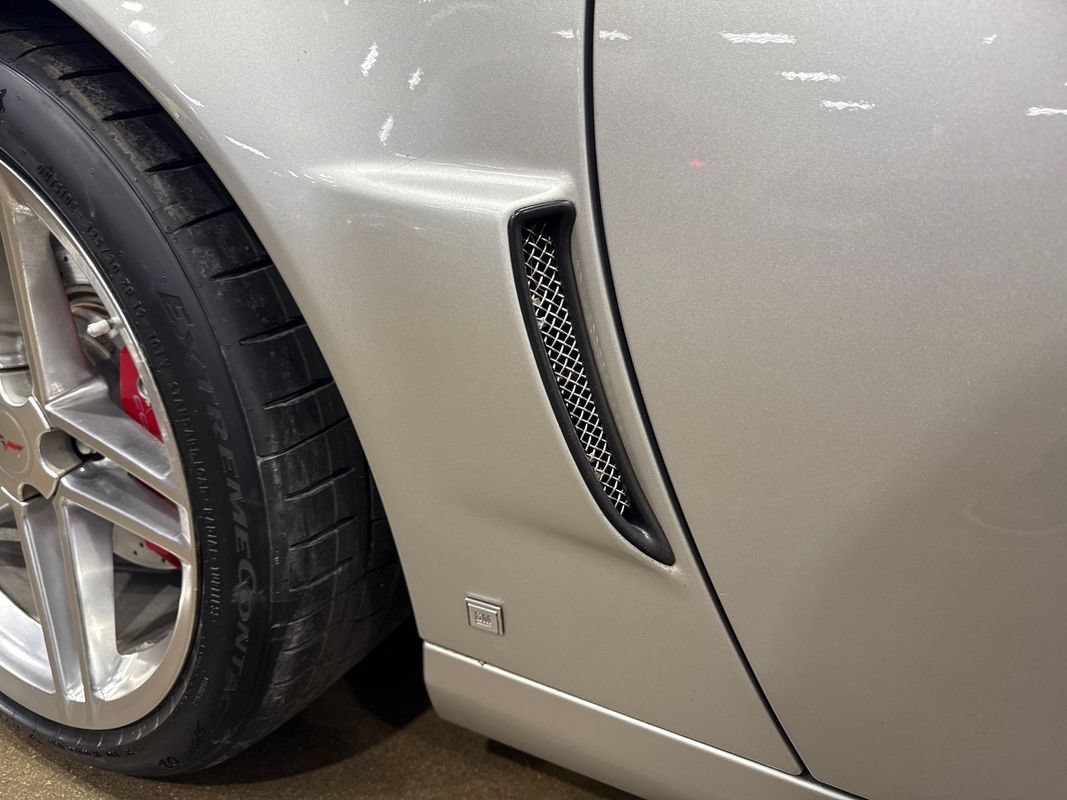 Used 2007 Chevrolet Corvette Z06 w/ Preferred Equipment Group RWD image 55