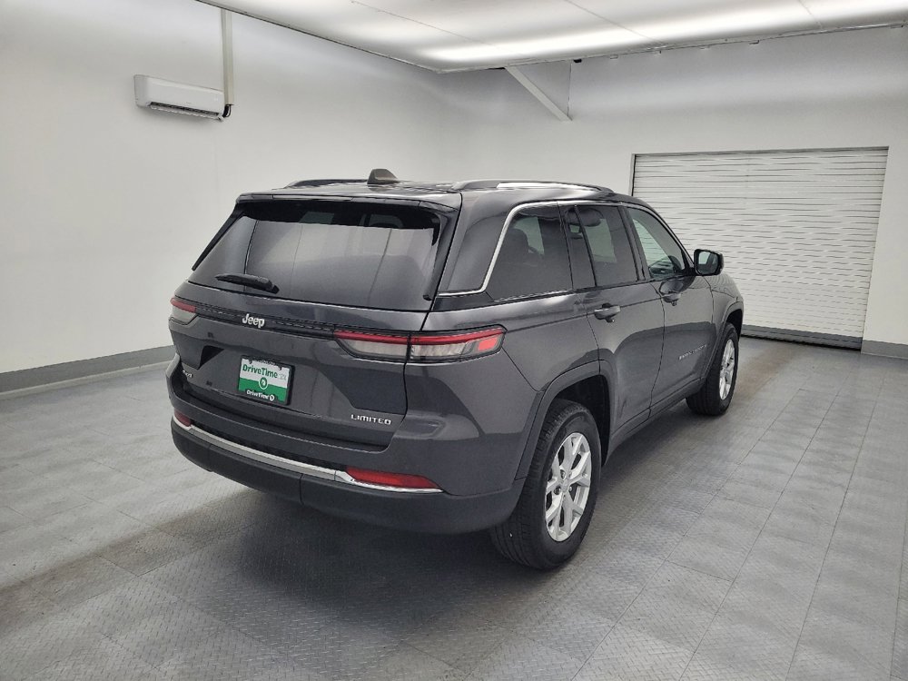 Used 2023 Jeep Grand Cherokee Limited AWD/4WD image 9
