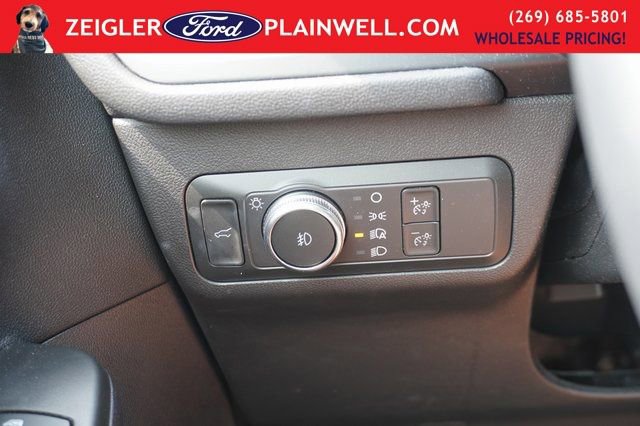 Used 2022 Ford Escape SEL image 28