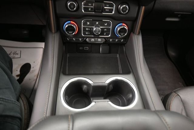 Used 2024 Chevrolet Tahoe High Country w/ Advanced Technology Package AWD/4WD image 11